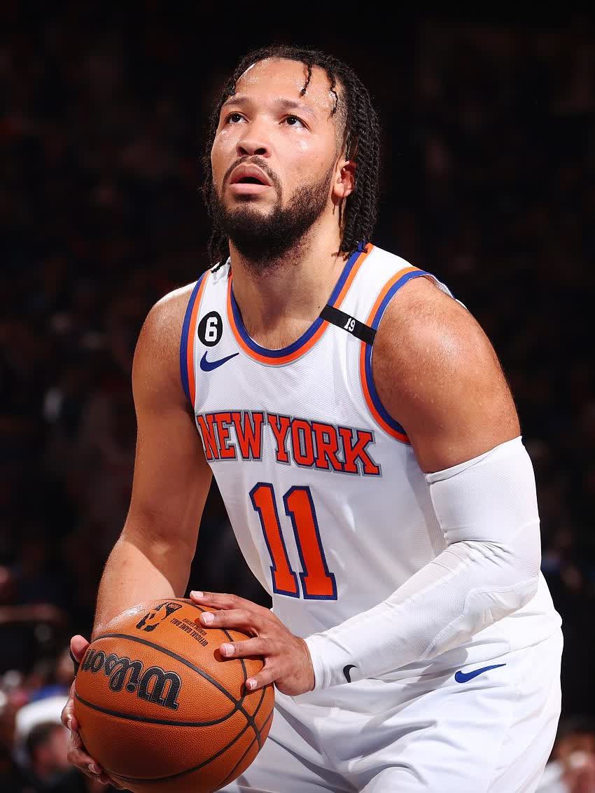 前尼克斯球员盛赞布伦森:他能得分助攻控球 是真正的球场领导者