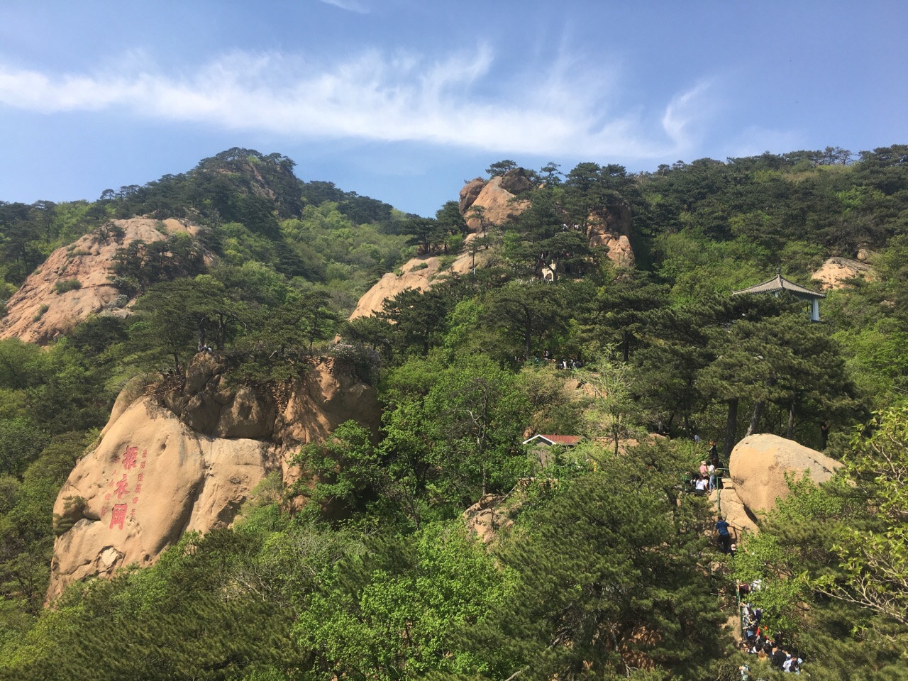 辽宁一处国家重点风景名胜区,是吸引众多游人的人间胜境