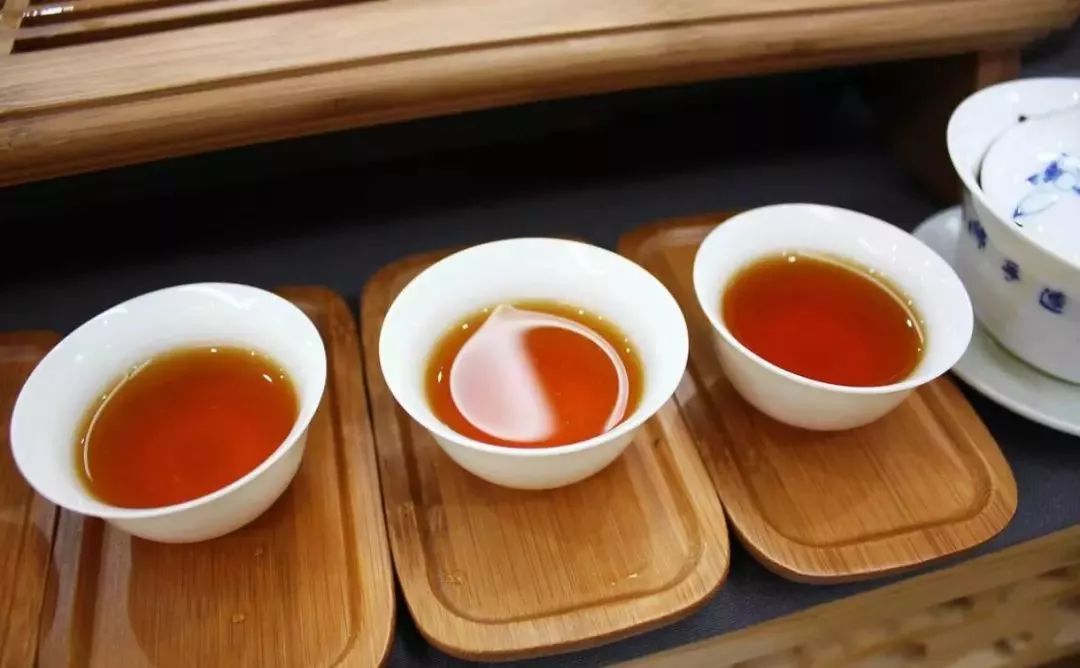怎么自己煮红茶 661b6fd3c53986cfd3fafe2f691485cf.jpeg