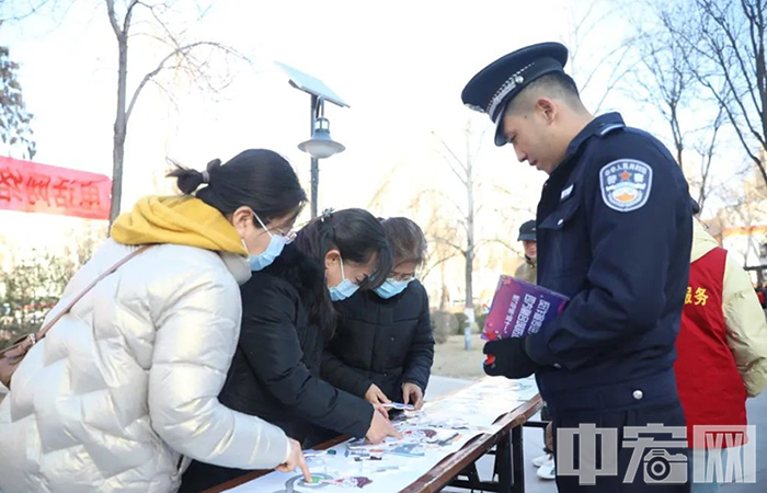 太原市公安局万柏林分局组织开展主题反诈宣传活动