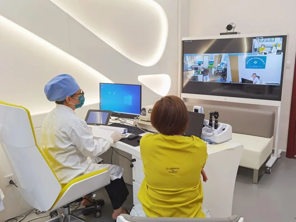 华新:远程医疗会诊,让老百姓在家门口也能看"专家号"