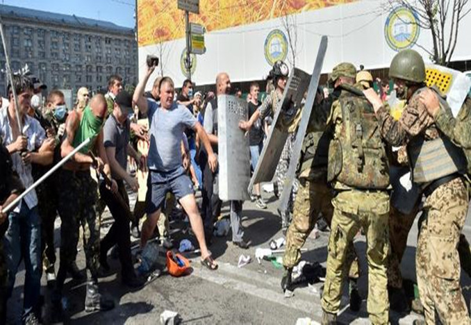 乌克兰14年颜色政变图片