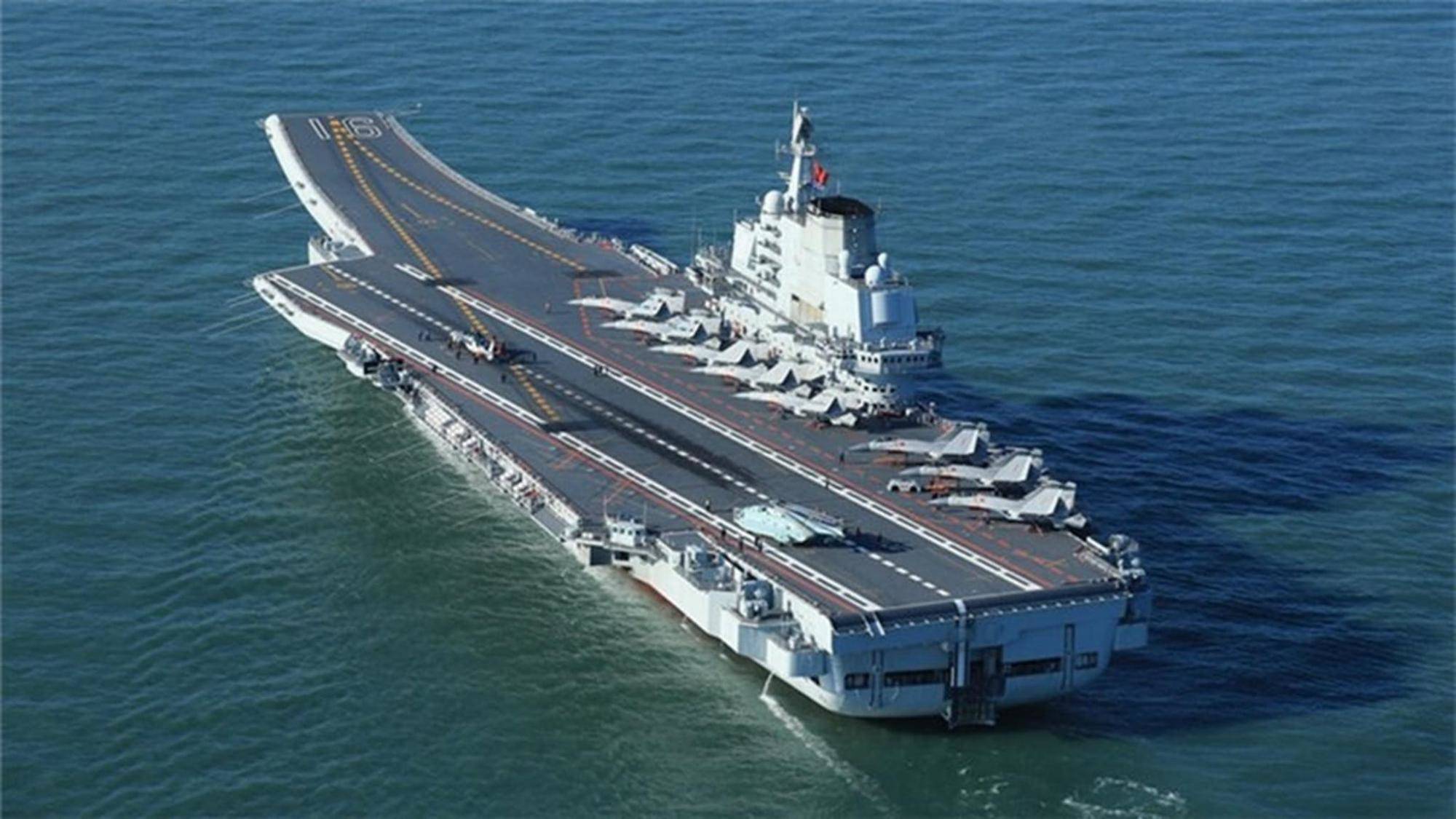 贺龙独子贺鹏飞,力排众议买下"瓦良格",将中国航母提前几十年