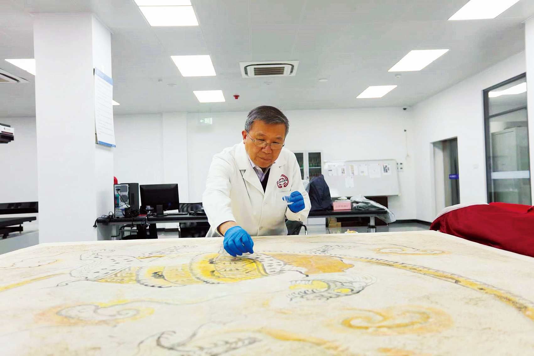 "文物医生"杨文宗:择一业 终一生