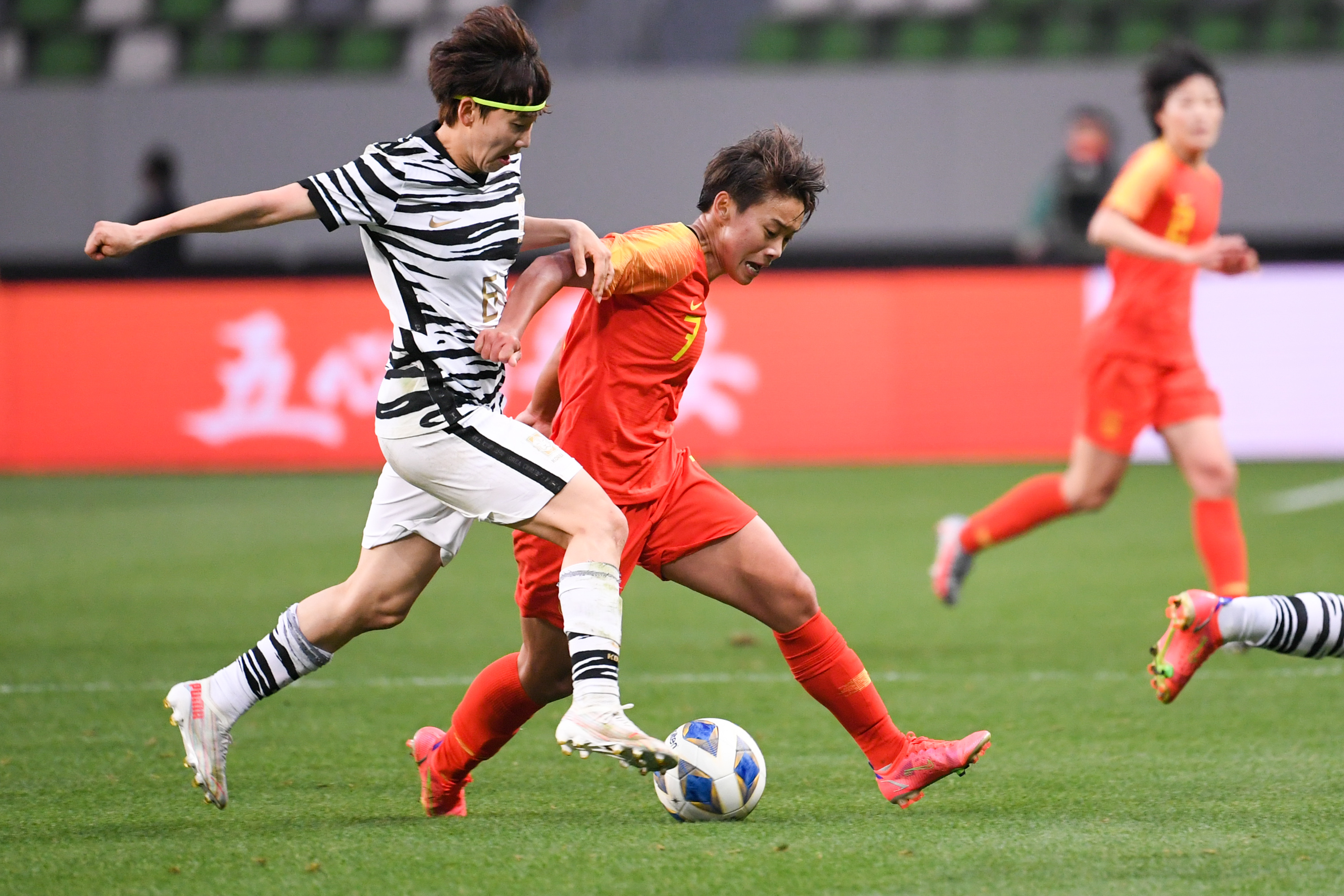 足球——中国女足拿下东京奥运会入场券(2)