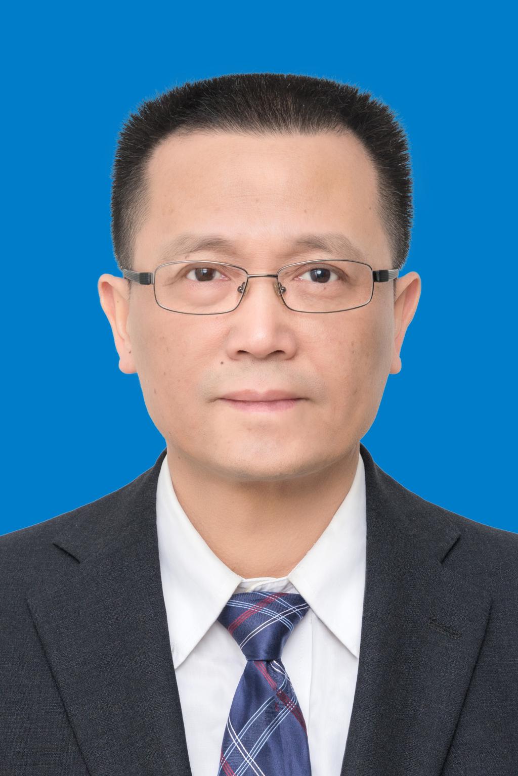 贵州中医药大学及现任校领导简介