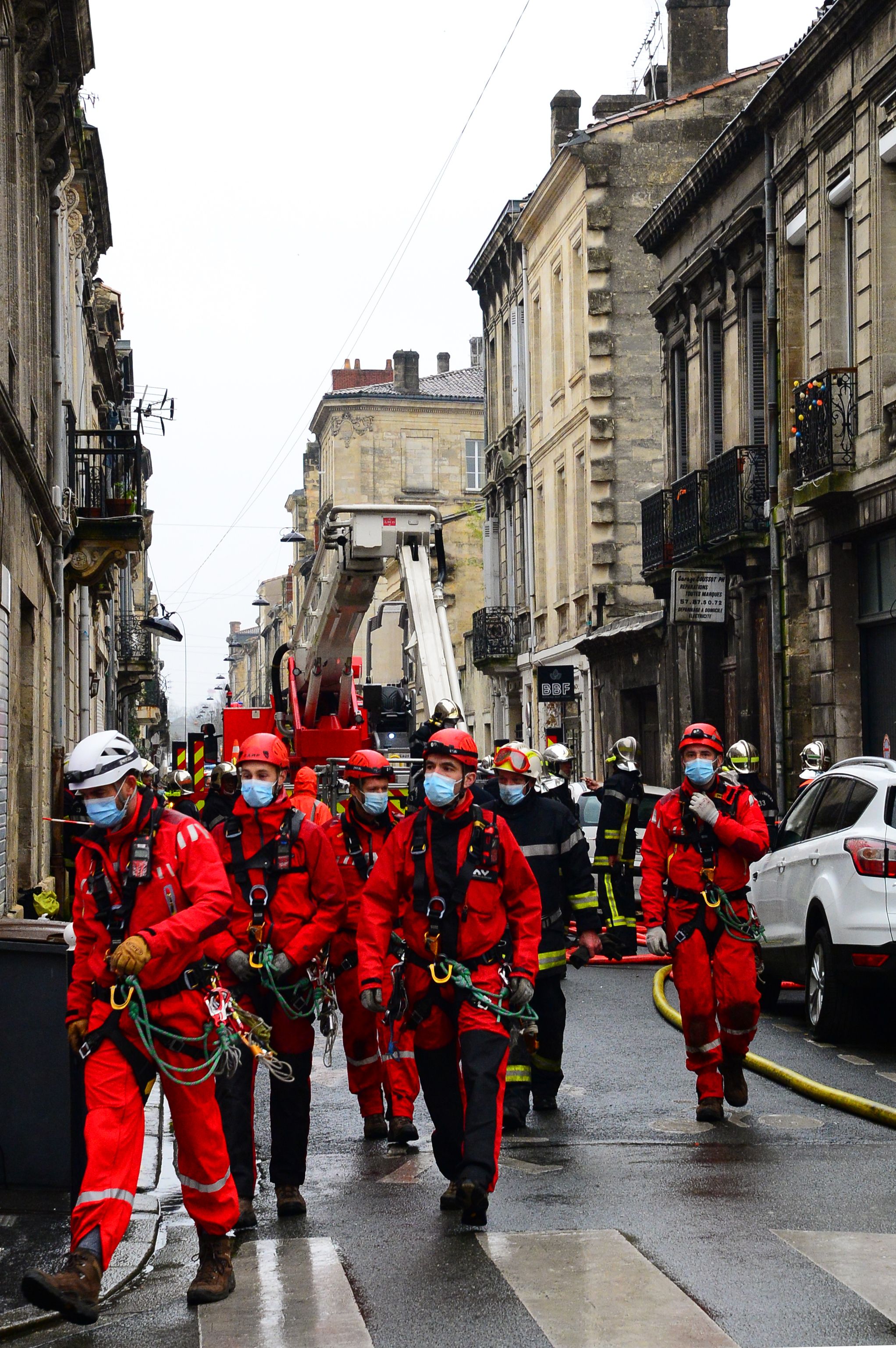 法国波尔多发生爆炸 至少3人死亡