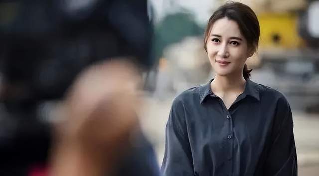 "最美苏麻喇姑"朱娜:为爱放弃演员事业,拿出积蓄供沙宝亮唱歌