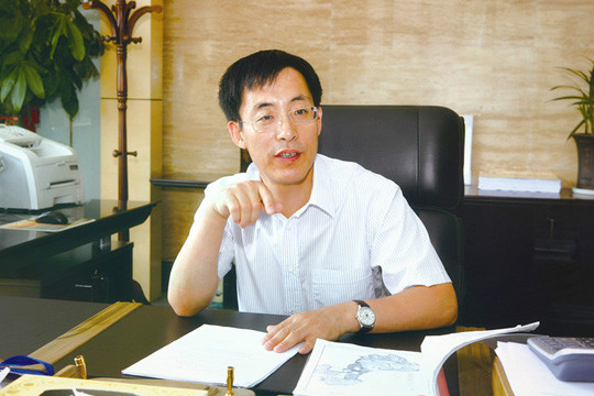 山西煤老板邢利斌:从7000万炫富嫁女,到负债320亿走到人生尽头