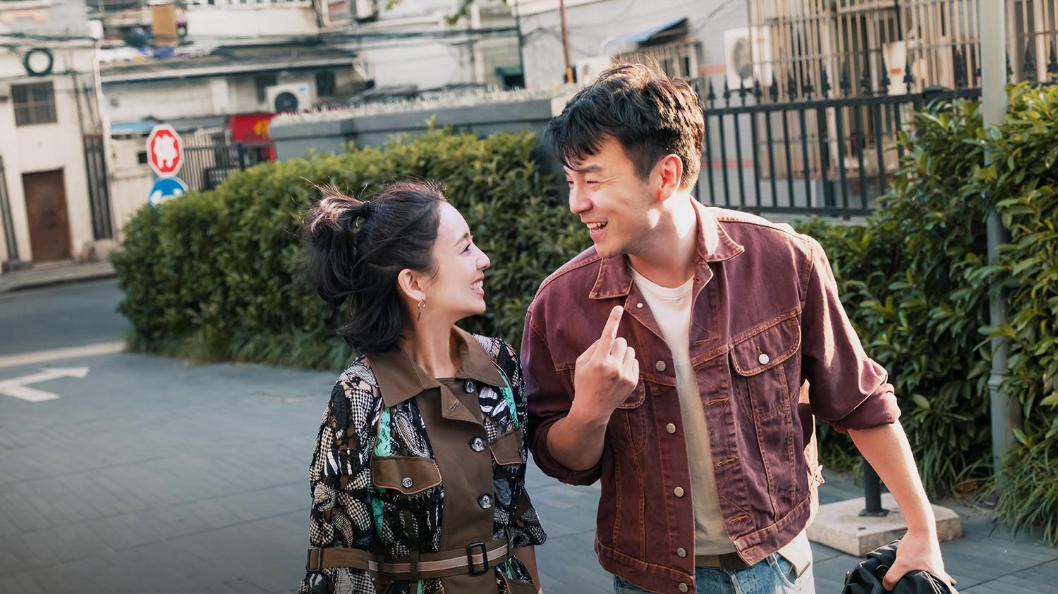 雷佳音称老婆比迪丽热巴还漂亮,照片曝光后,网友:身材真的绝了