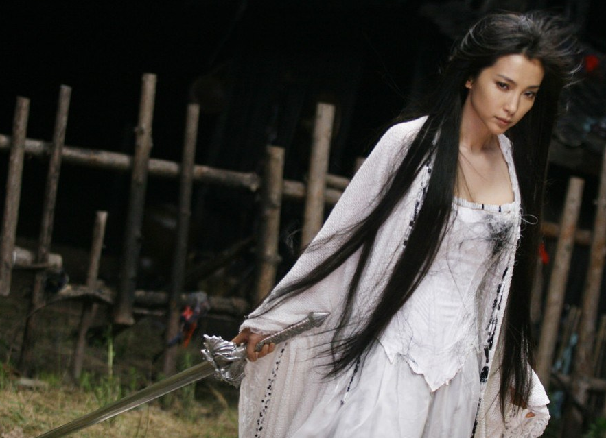 "拼命三娘"李冰冰:从县城老师到一线女星,成名的路上有泪水!