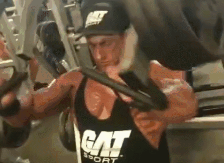 "微笑王子"萨迪克:从难民到健体冠军,"千年老二"的励志人生