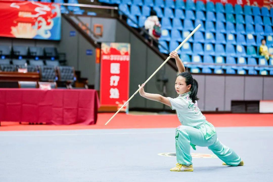 瑞安市实验小学武术队荣获市武术比赛小学组团体第二名