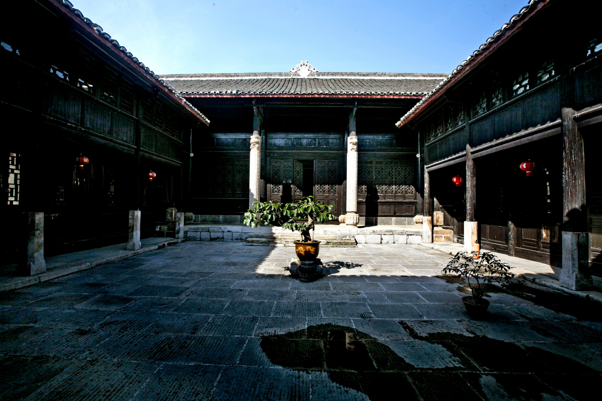 人文兴义贵州最大的军阀私家庄园