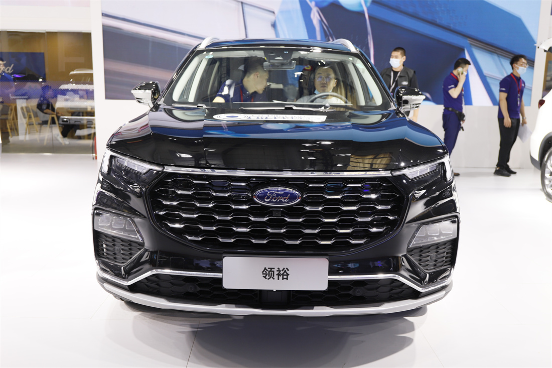 江鈴福特領裕 6座家用舒享suv