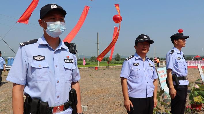 安徽无为严桥镇首届赏荷采莲节成功举办