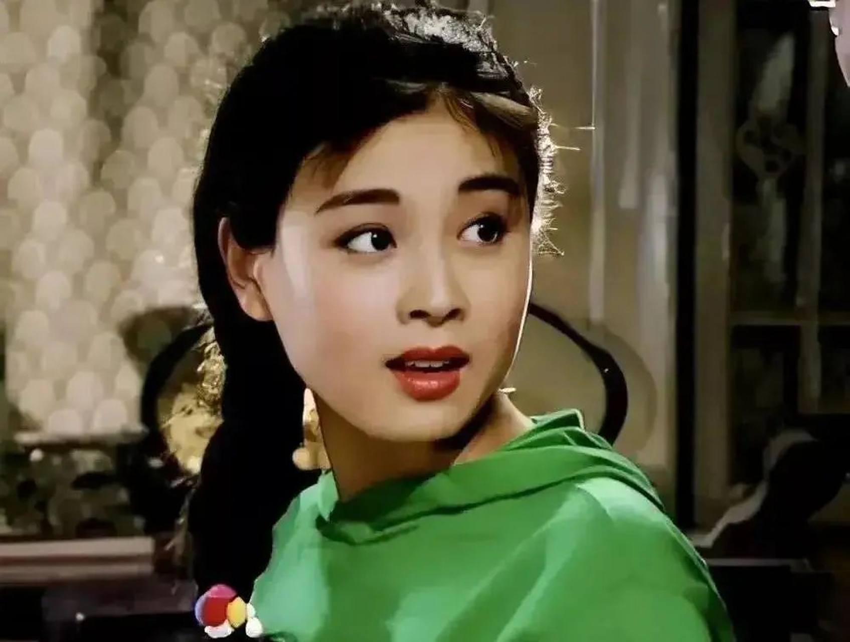 金秋图文动态创作节#  "输给野花"的女明星之赵明明  1988年,赵明明