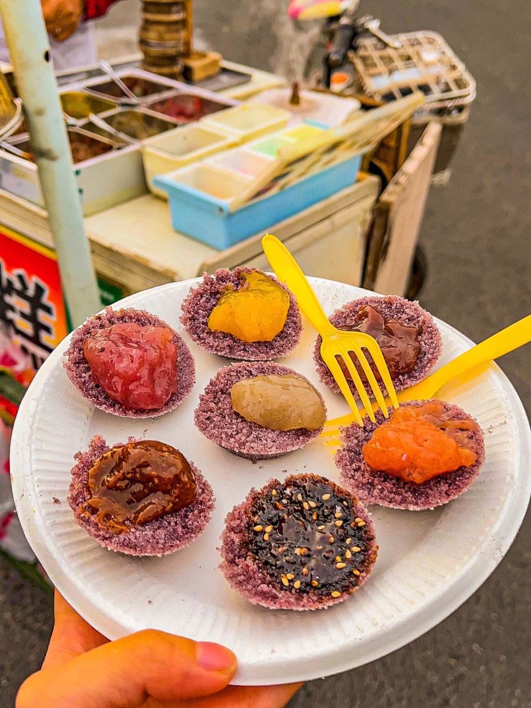 来天津游玩,一定要品尝的8道小吃,入口柔和鲜香,吃过不留遗憾