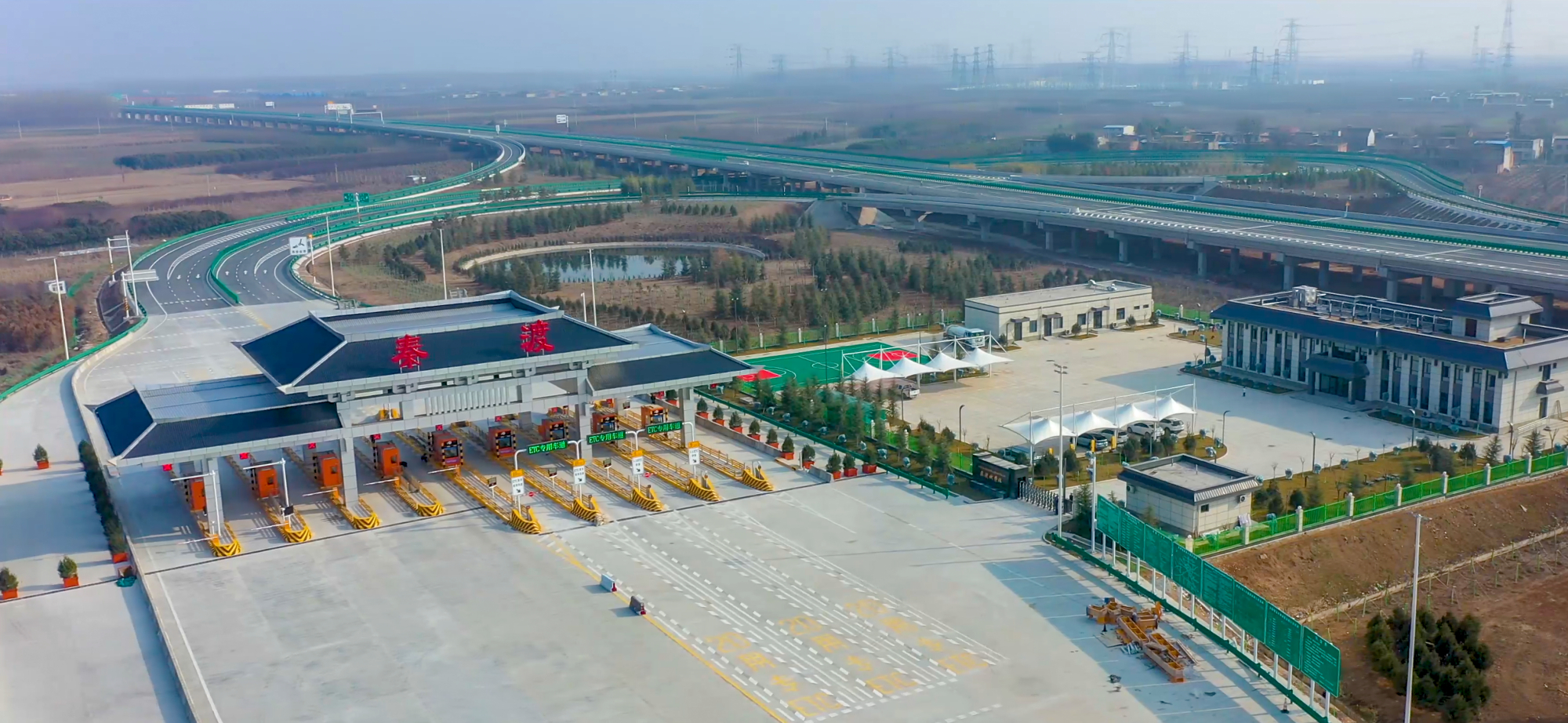 西安外环高速公路鄠邑区至西沣段通车,为鄠邑,高新,长安之间提供一条