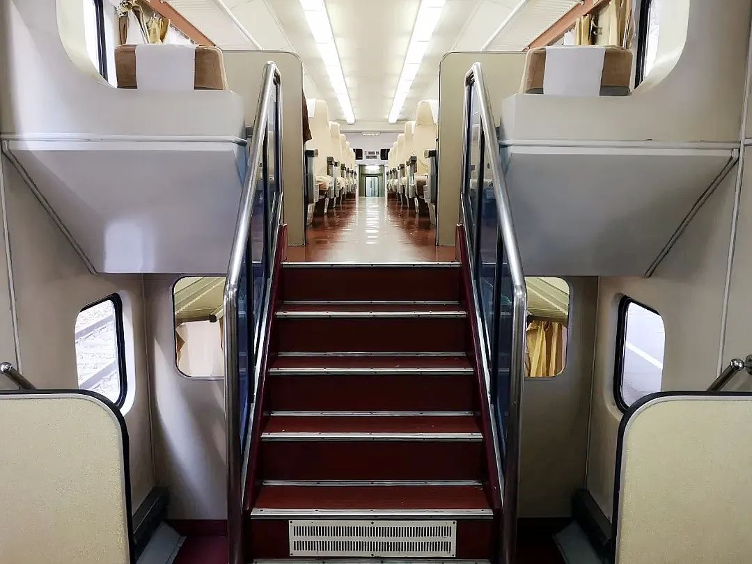 再见了!那些年我们坐过的双层火车即将退休