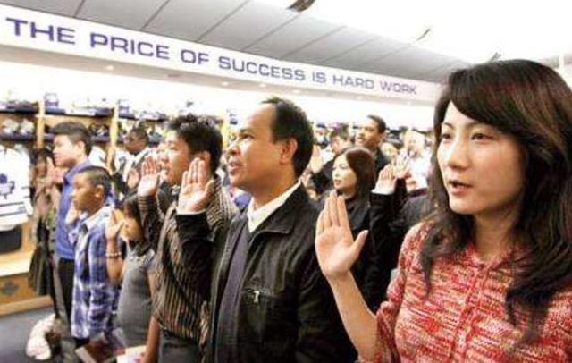 蒋国兵:身为清华教授,带妻子移民加拿大,生活凄惨最终跳桥自尽