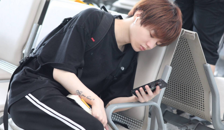 刘青松直播辟谣blg,fpx管理层将成为最大变数,有可能卡合同?