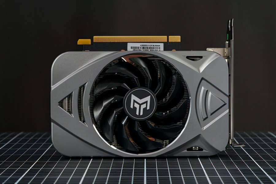 影驰rtx 3060金属大师mini显卡图赏:全金属外壳,小巧精悍
