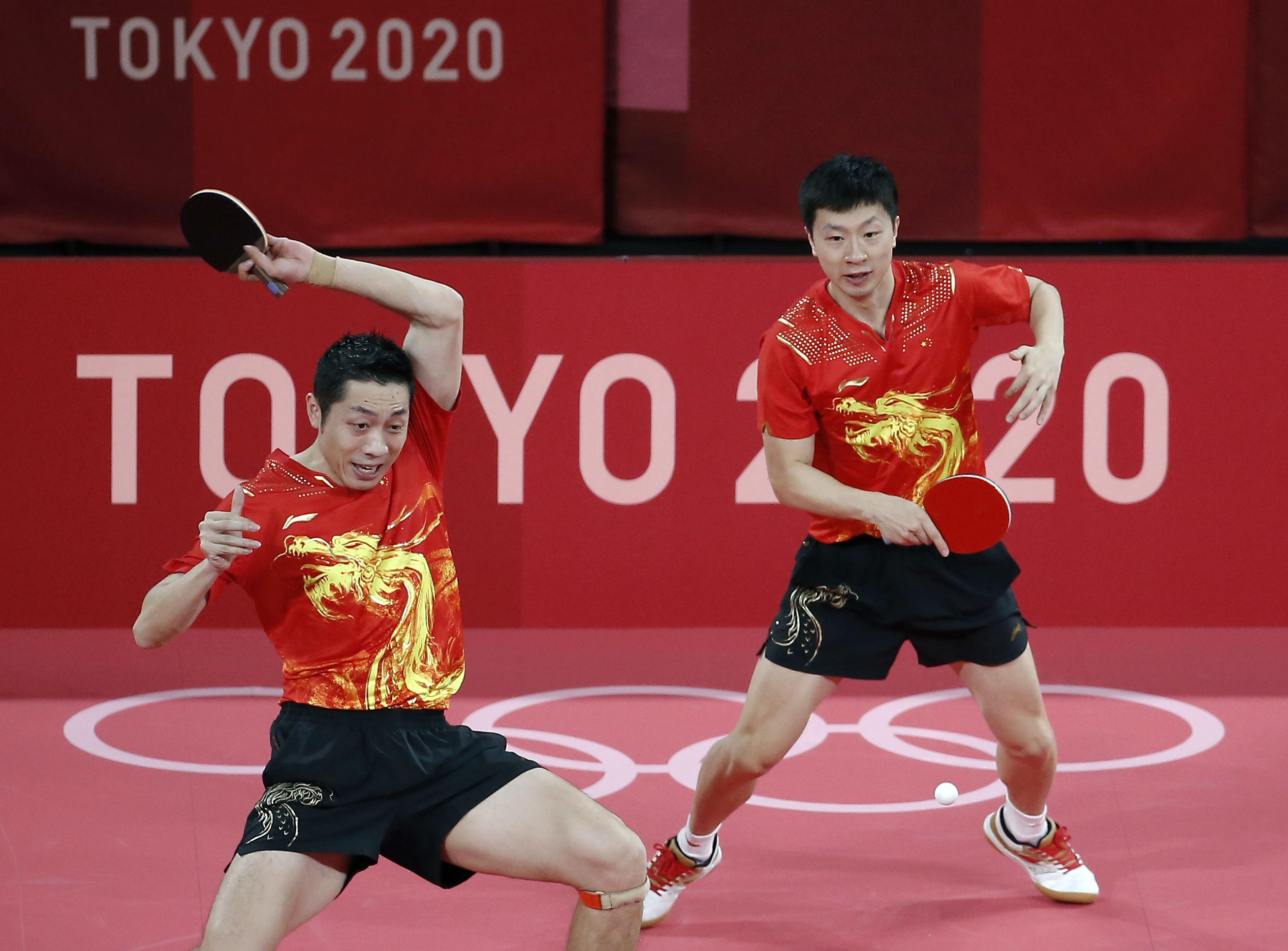 乒乓球——男团:中国队晋级决赛