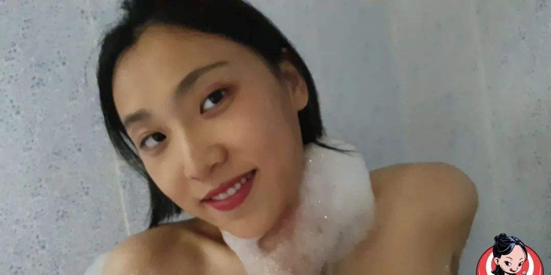 外网火爆的刘玥,是中国人吗?