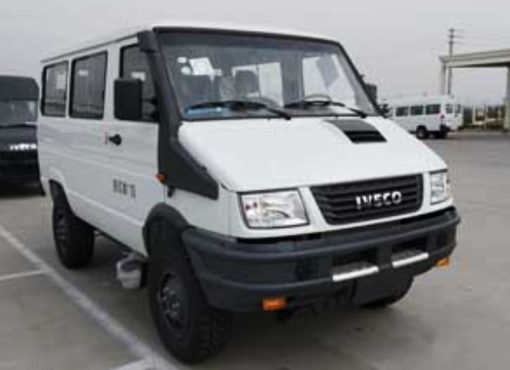 iveco货车报价图片