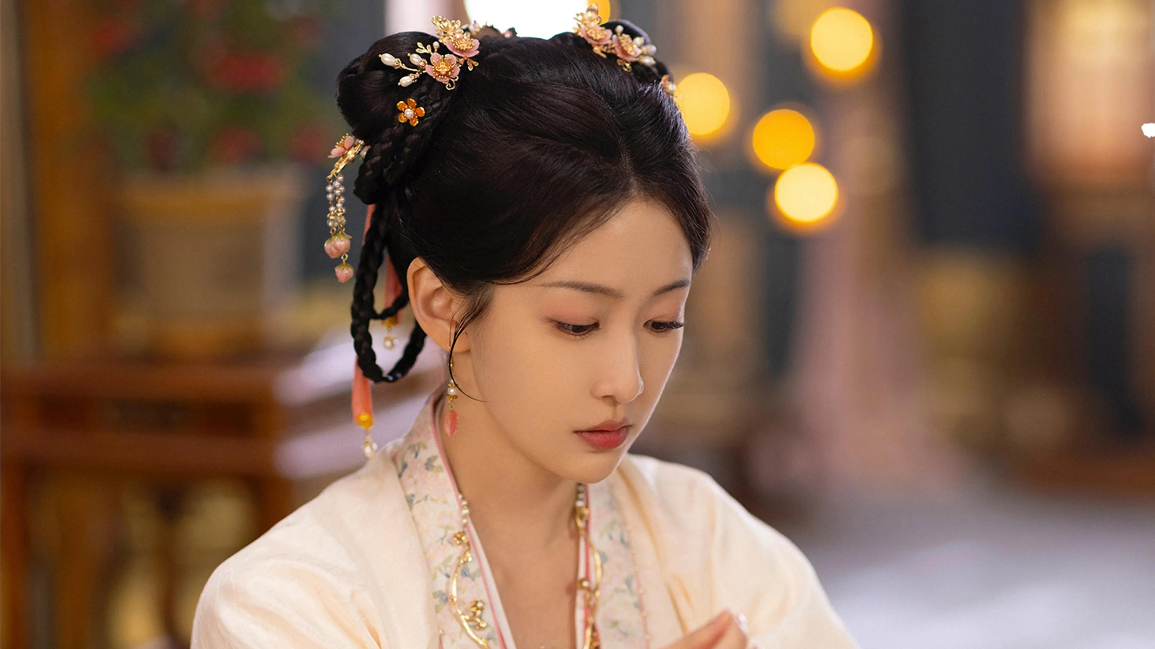 《大奉打更人》中,"吃货"褚采薇谁来出演?速看