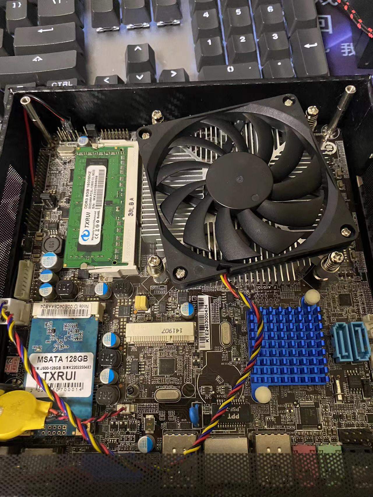 400元包邮2l体积itx4代酷睿i3-4150小电脑满血无限制打败19%用户