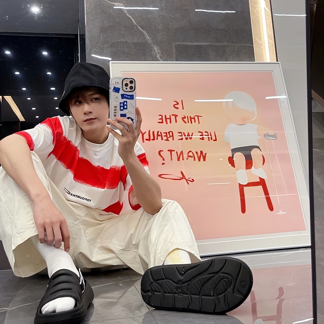 32岁檀健次的"豪宅"火了,装饰温馨,没有一丝俗气,真让人羡慕