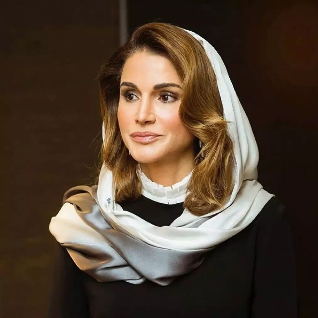 迪拜太子妃:等了表哥11年,33岁生下二王子,和婆婆一样不能露面