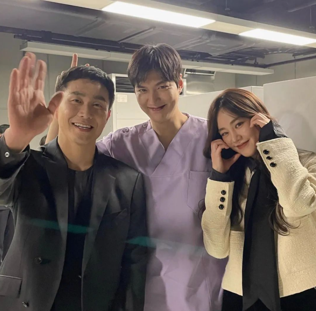 李敏镐又肿了?5年前就被吐槽发腮,离开"国民初恋"36岁仍单身