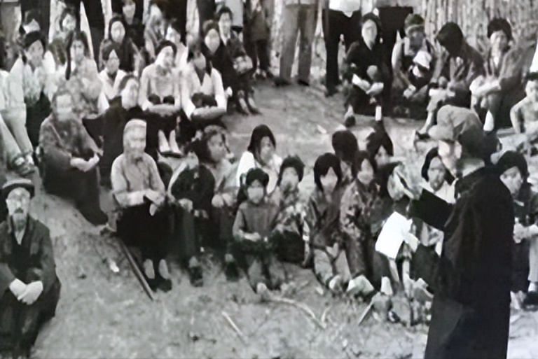 曾应龙:四川老汉登基称帝,县医院当作皇宫,纳40多名护士当妃子