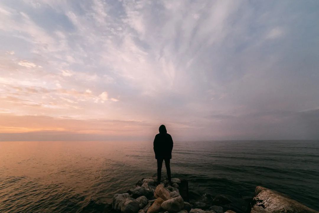 《额尔古纳河右岸》:内心强大,是治愈一切的良药