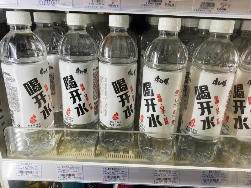 奇怪,为什么"三无"饮料卖得那么好?