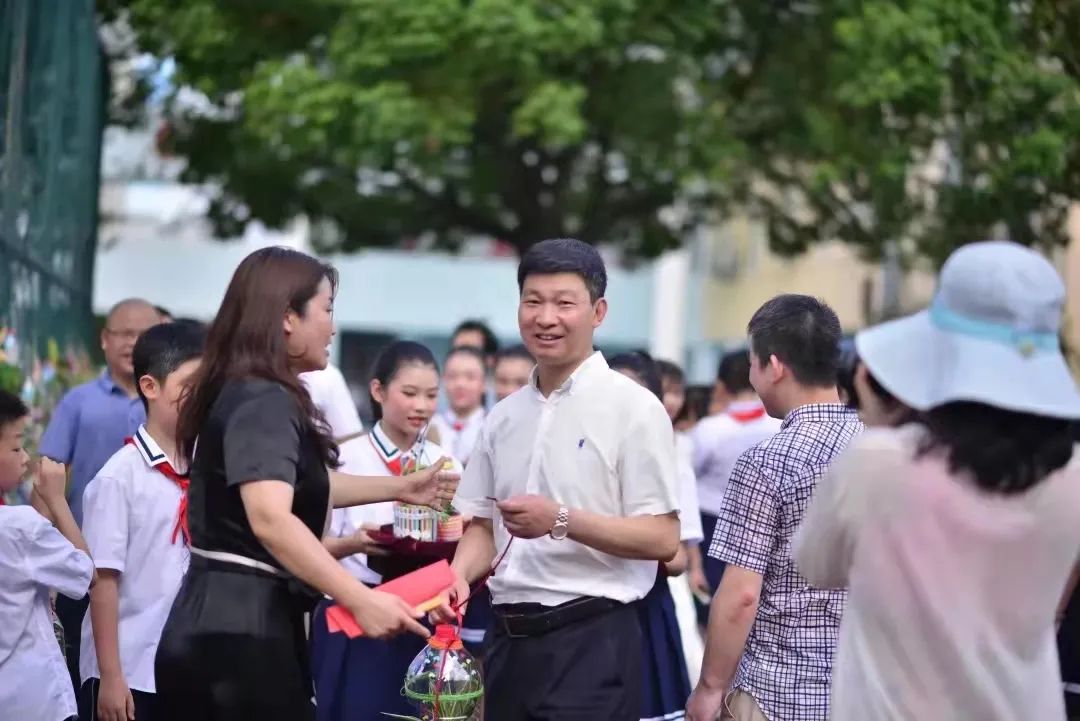 台州市白云学校图片