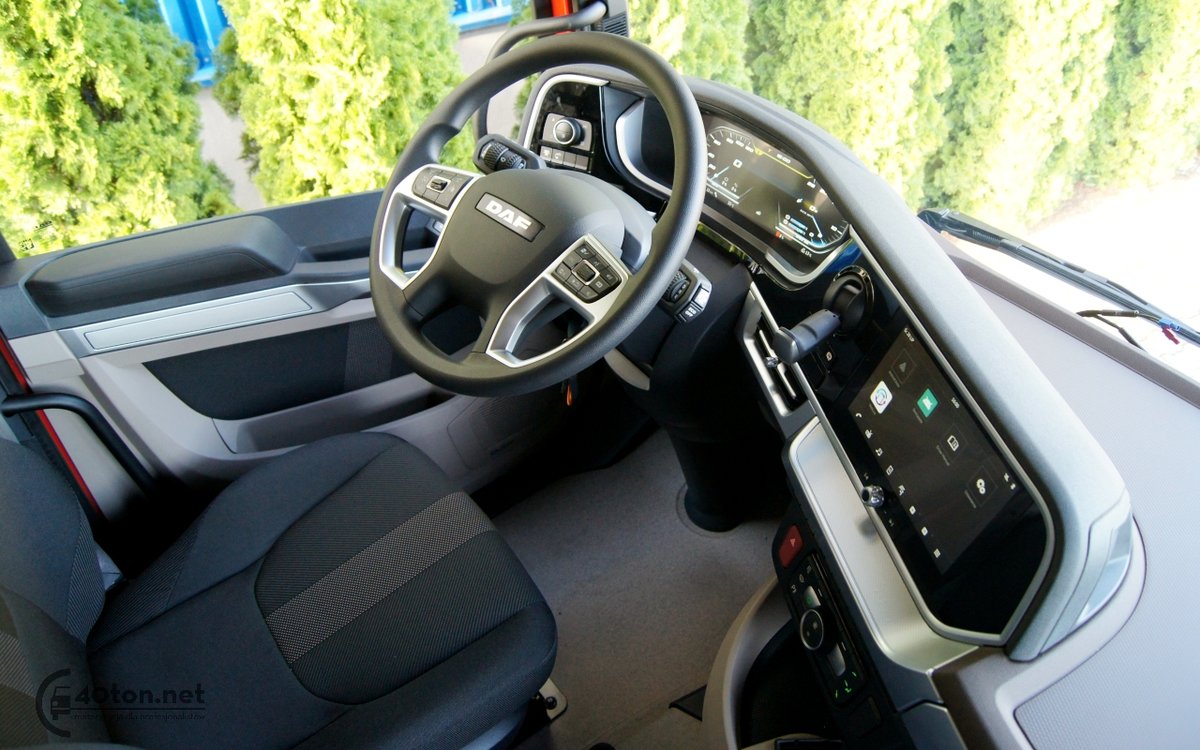 达夫xg pk国产旗舰,差距不小,进口卡车有什么亮点?