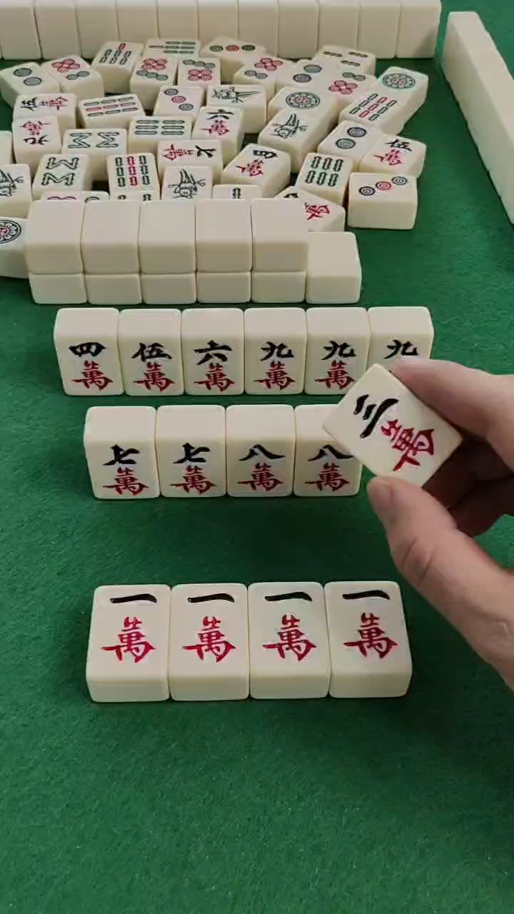 高手们!三万能胡吗