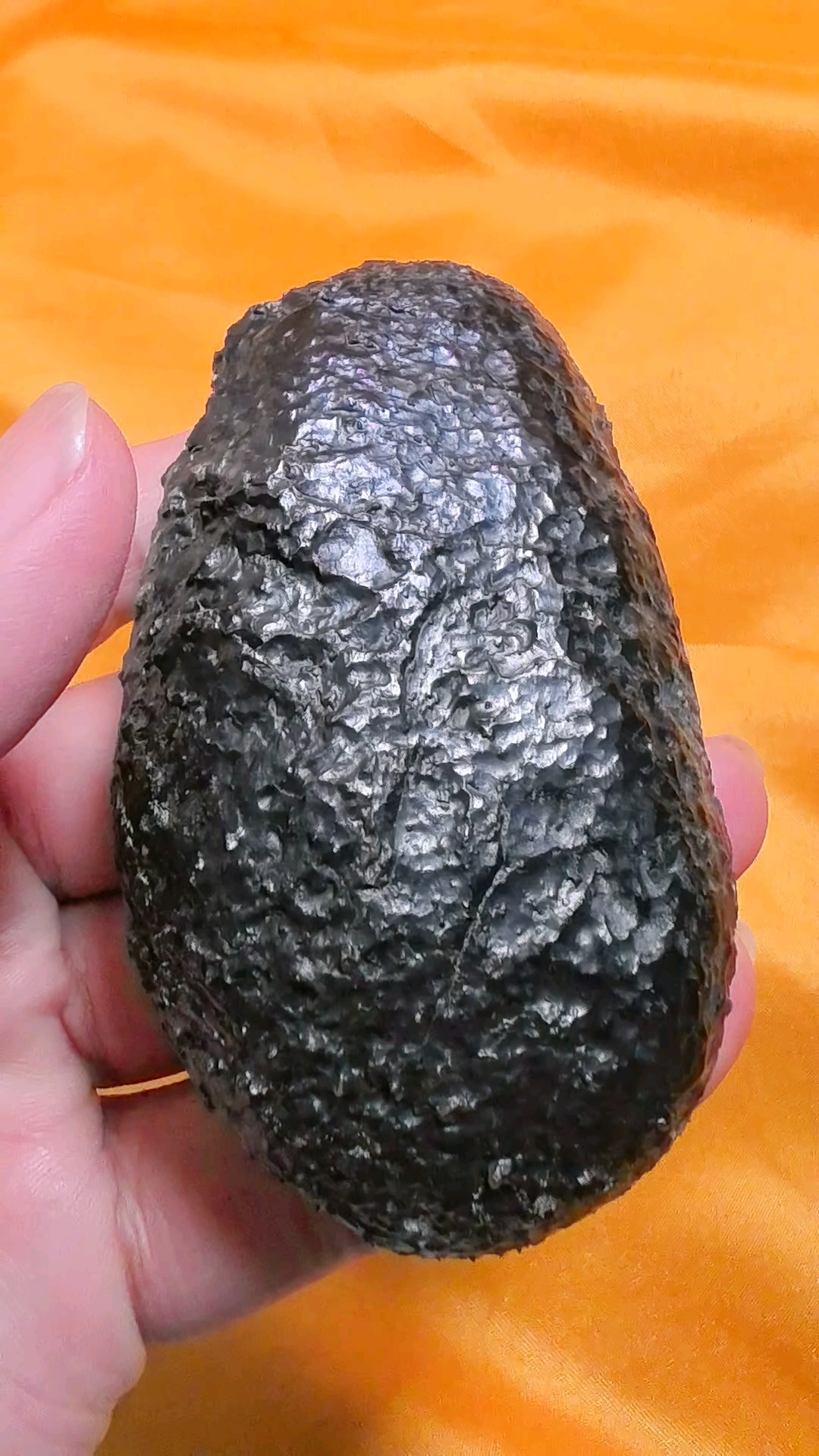 非常漂亮的石陨石