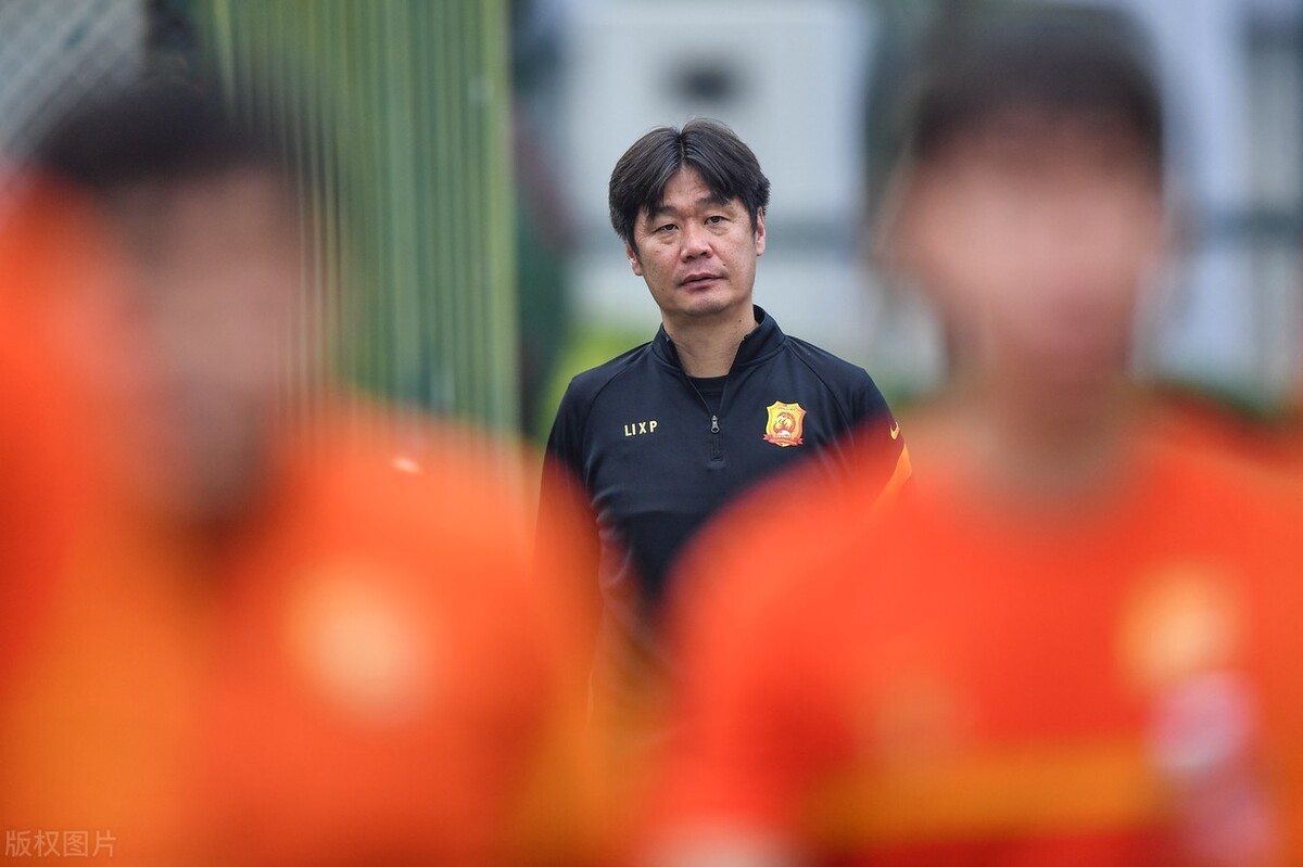 志在冠军的山东泰山(鲁能),为什么这几年一直用着本土教练?