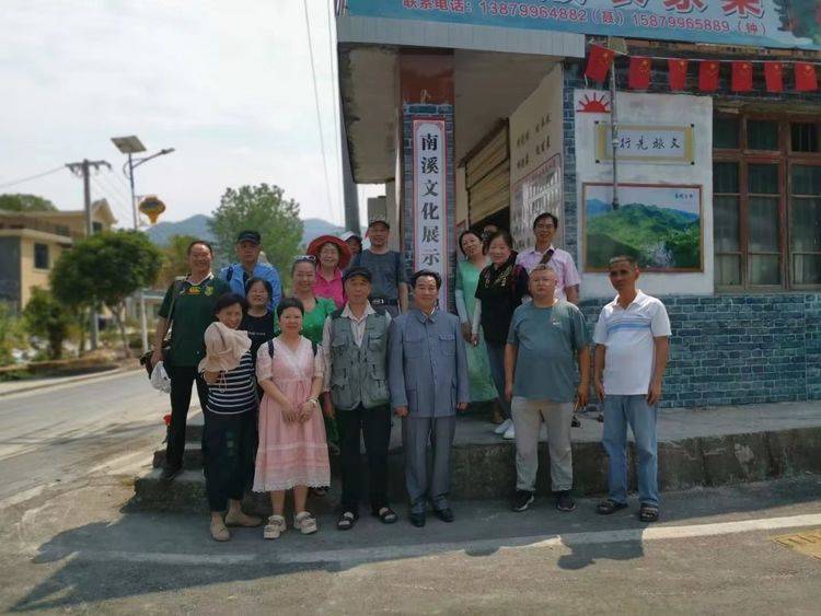 特邀影视演员段冬生老师专程返乡参加大型公益活动