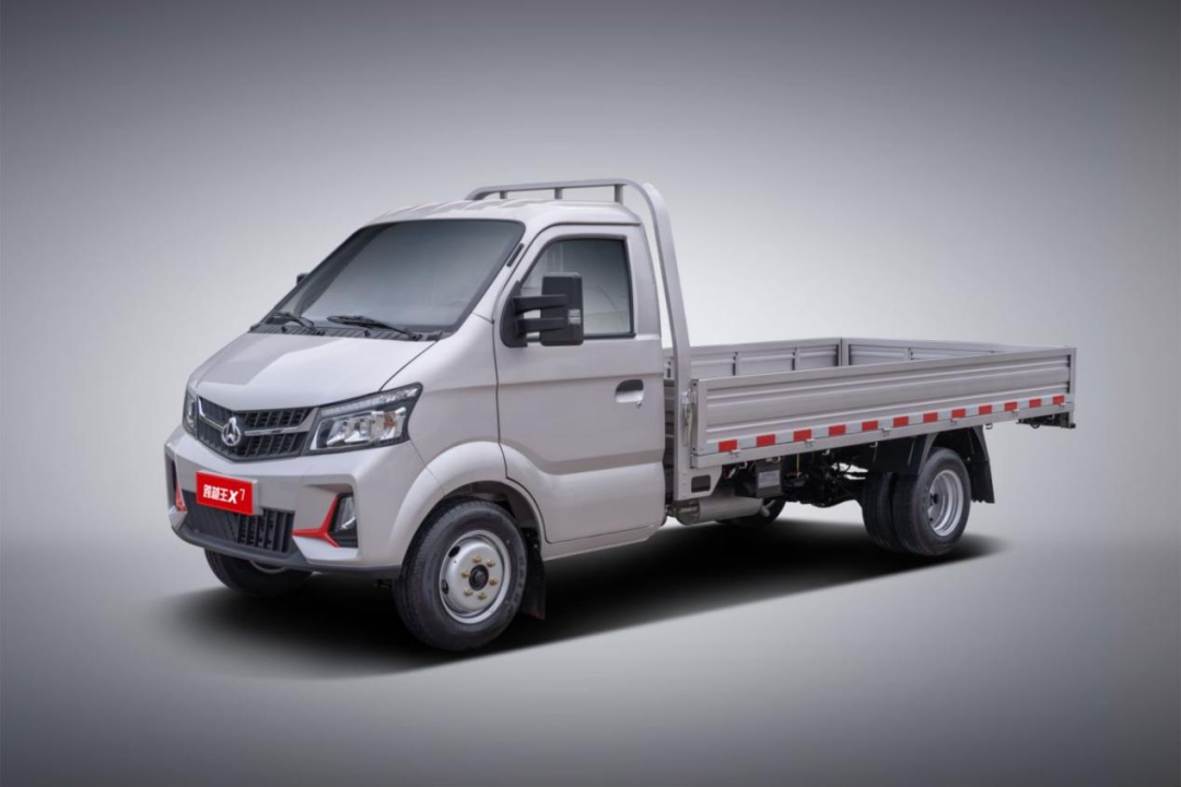 长安跨越王x7诠释"越级"标准