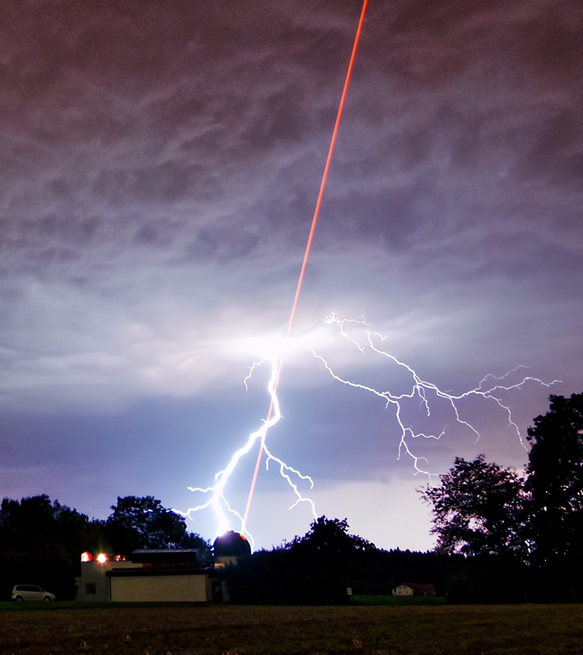 山东出现恐怖"死光",堪比星球大战,却是人为故意制造的
