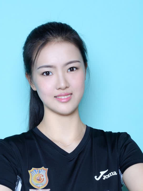 张常宁代言广告词有点狂网友只要你肯回归女排随便你怎么狂