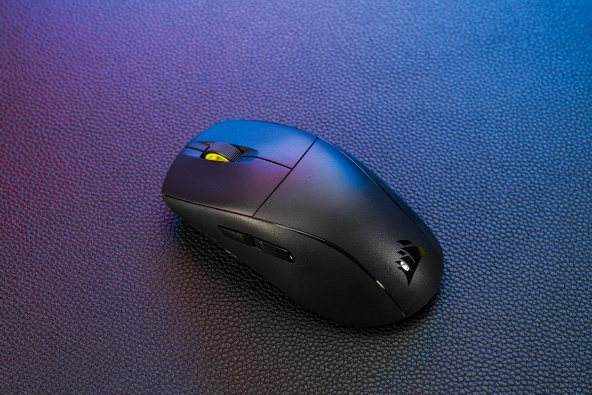 仅重60g的fps利器!美商海盗船m75 air无线鼠标测评