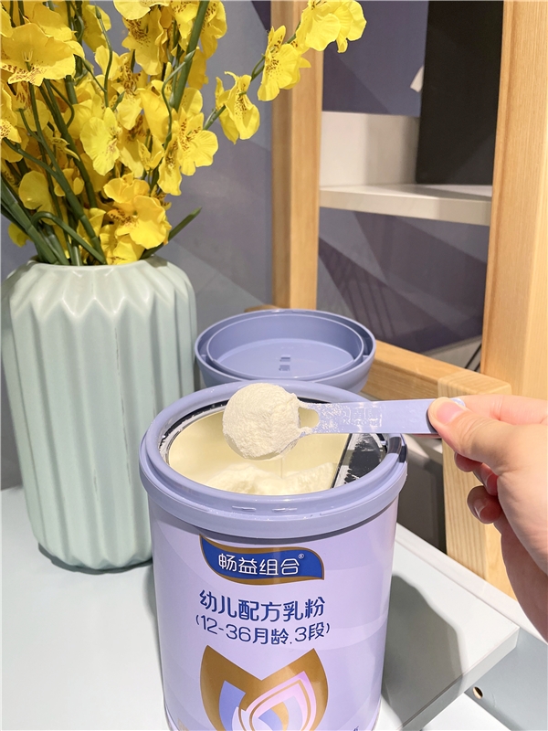 花冠贝智康奶粉,为宝宝转奶保驾护航