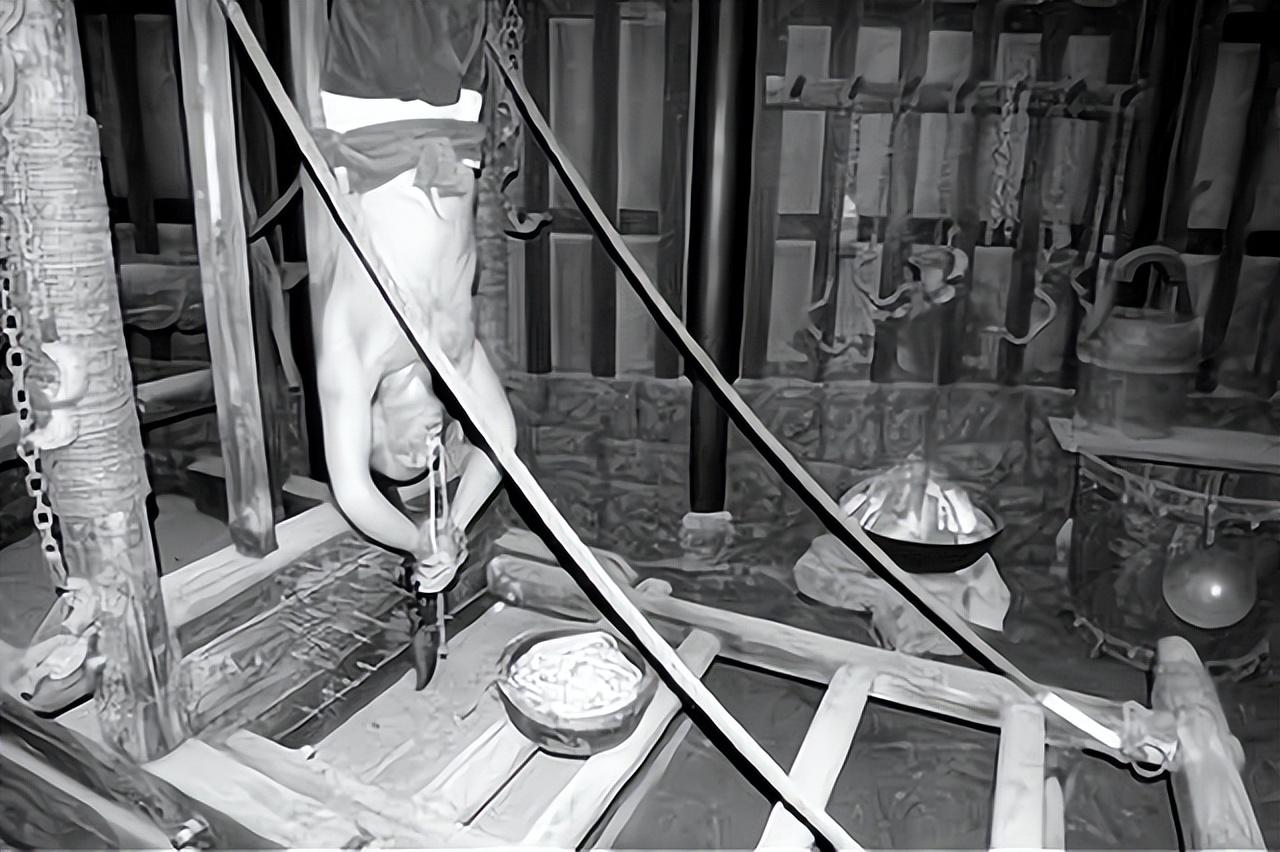 清朝极刑"二龙吐须",用面条惩罚,为什么比"十大刑罚"厉害?